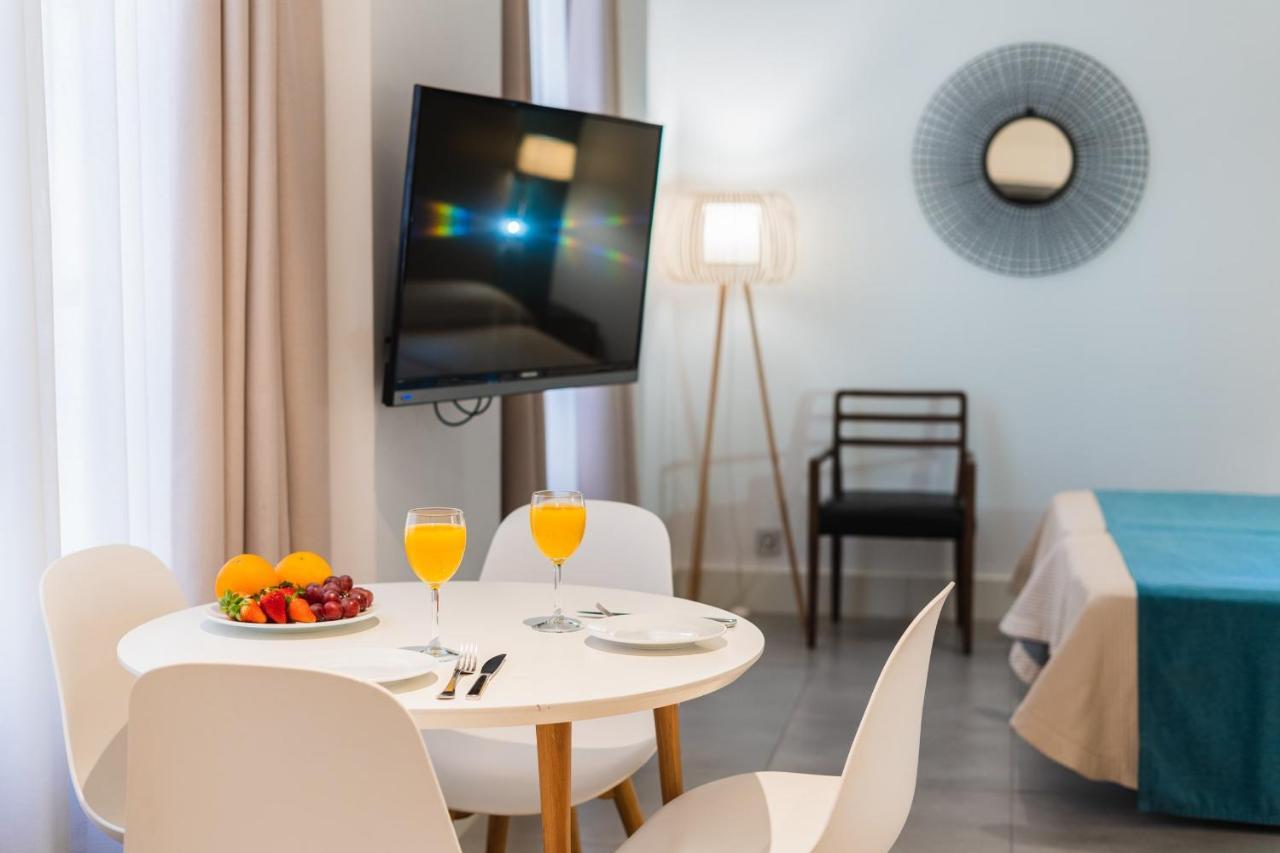 Debambu Larios Apartment Malaga Exterior photo
