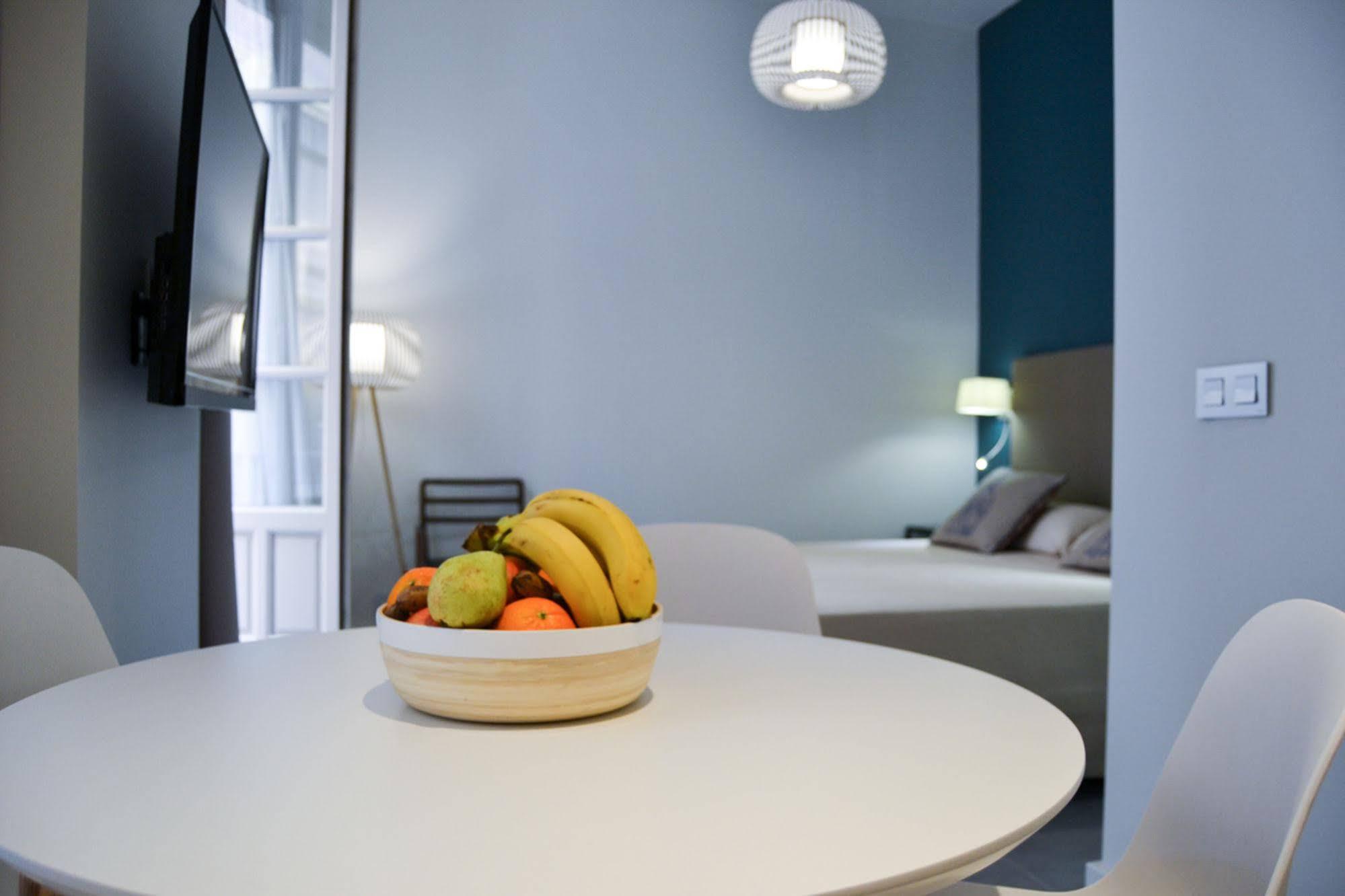 Debambu Larios Apartment Malaga Exterior photo