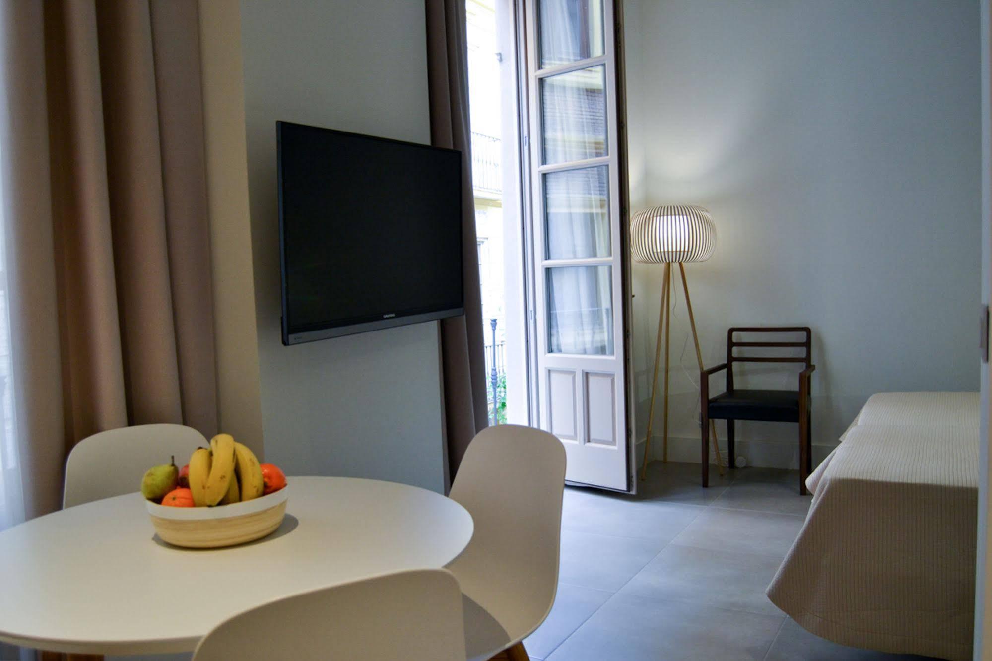 Debambu Larios Apartment Malaga Exterior photo